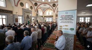 Bayram Cumaya Denk Gelirse Cuma Namaz Terk Edilebilir Mi