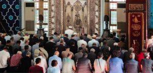 Cemaatle Namaza Sonradan Yetisen Kisi Ne Yapar 202037